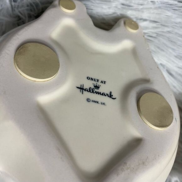 Hallmark White Ceramic Owls Figurines Collectibles - Picture 6 of 6